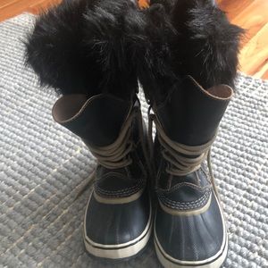 Sorel winter lace up boots